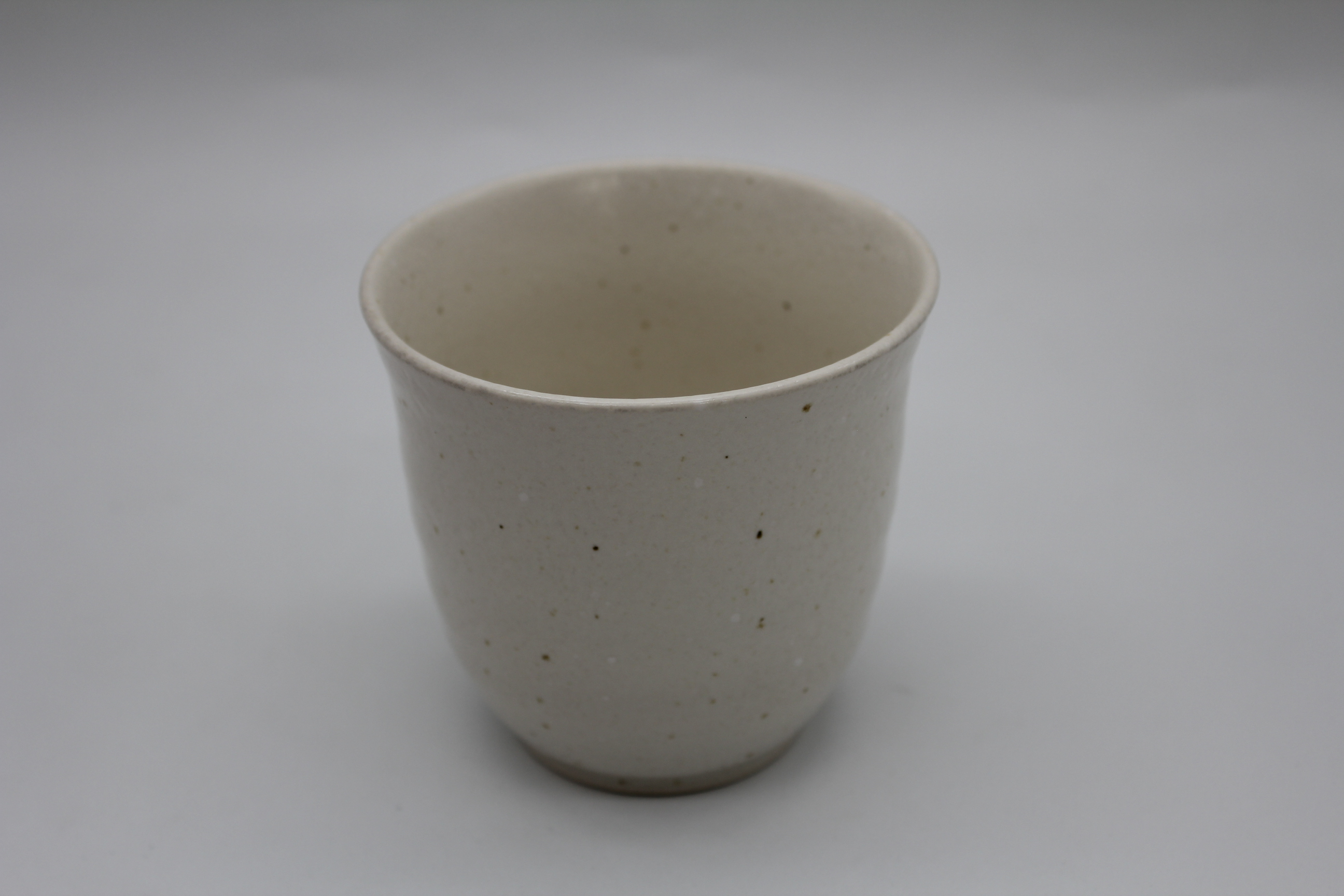 美濃焼　湯呑　白