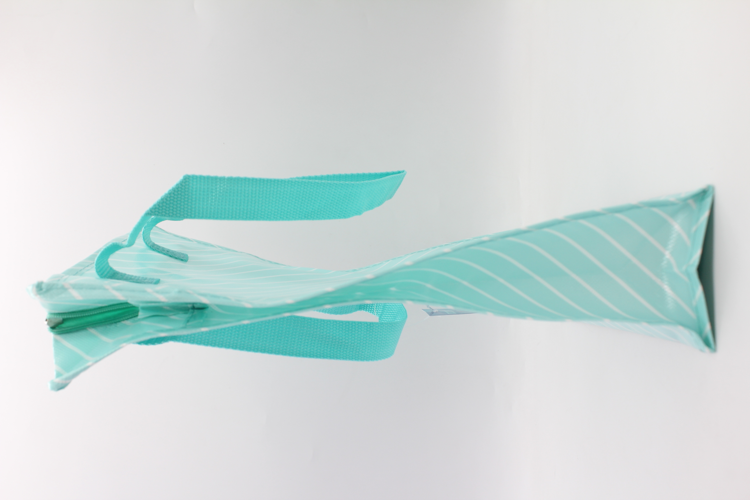 ｽﾎﾟｯﾄ　ﾌｧｽﾅｰ付きﾗｯｷｰﾊﾞｯｸﾞ　色ｱｿｰﾄ