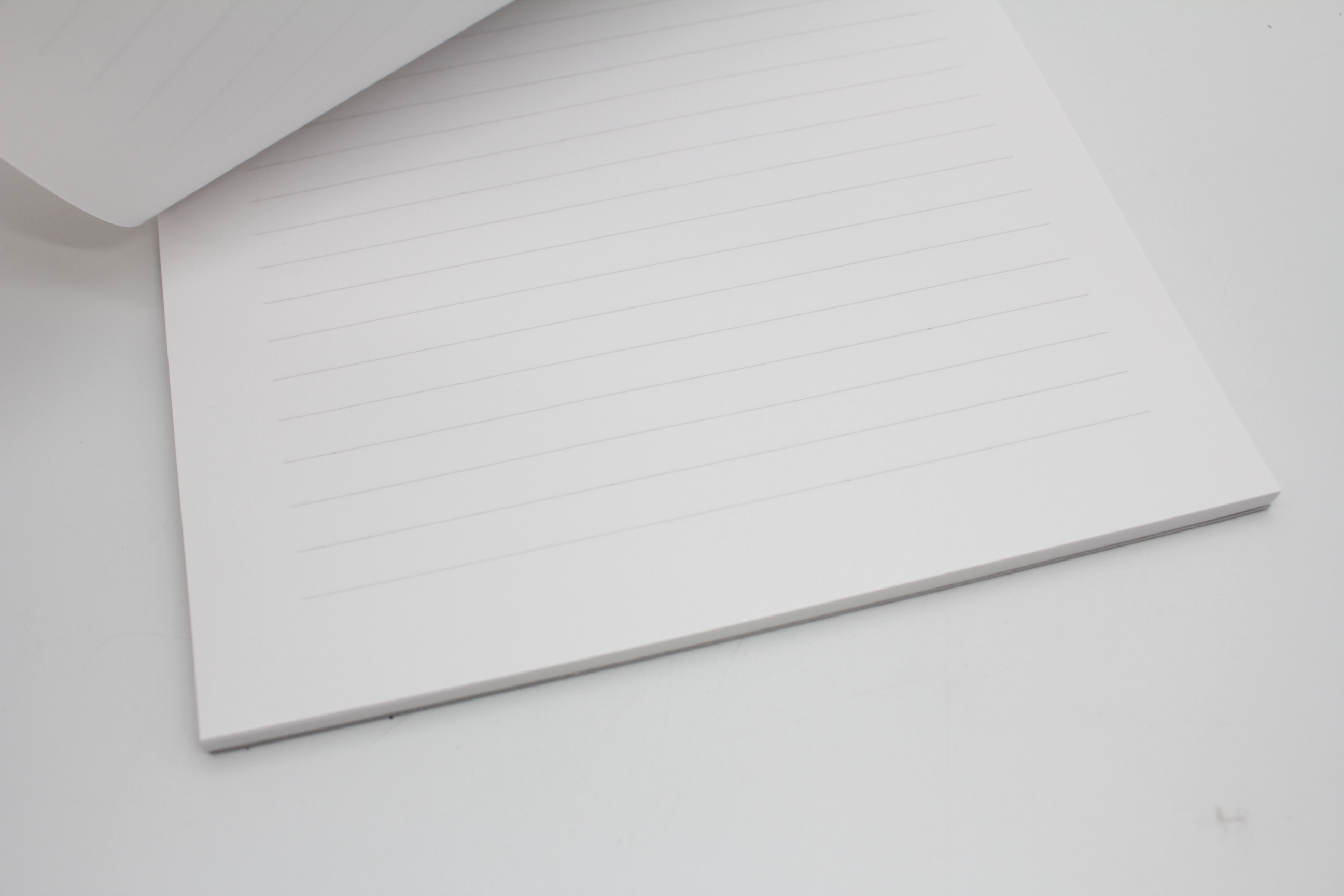 書簡箋　色紙判　横書　60枚