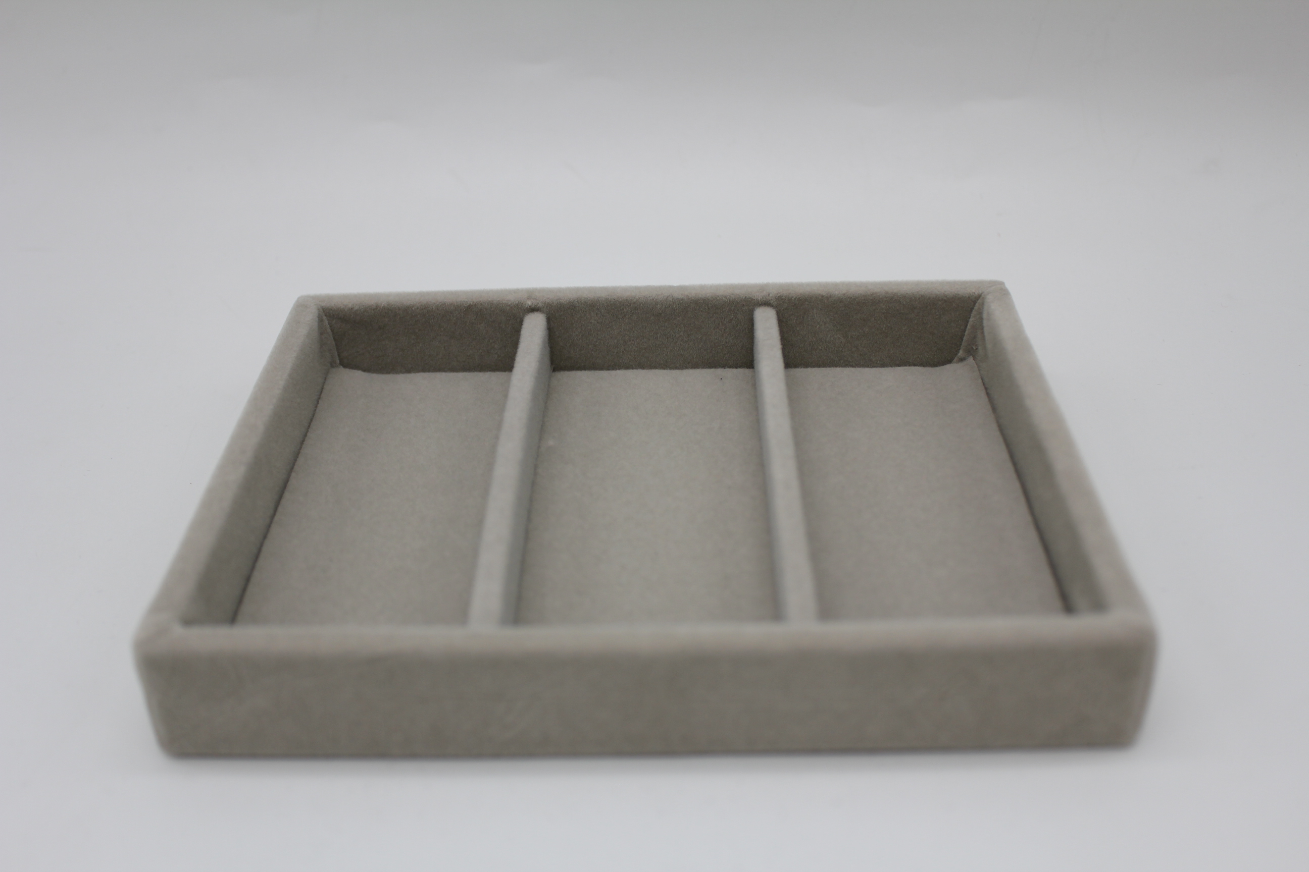 ｽﾎﾟｯﾄ　アクセサリートレイ3マス　グレー