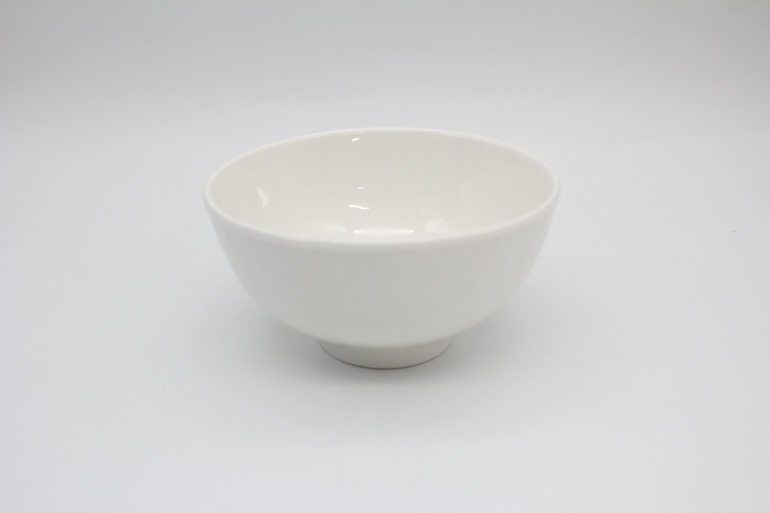 オッティ彫　白　茶碗