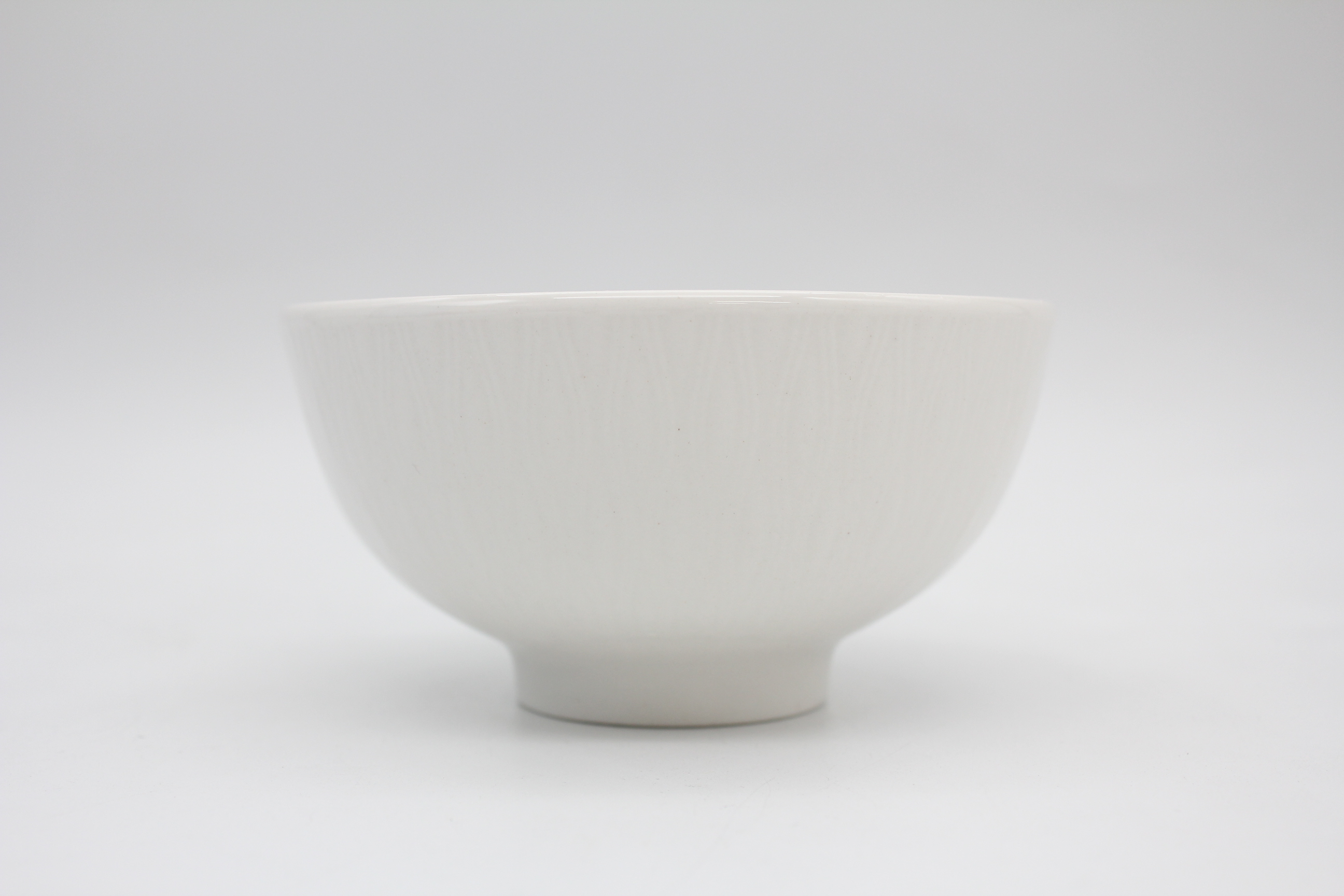 オッティ彫　白　茶碗