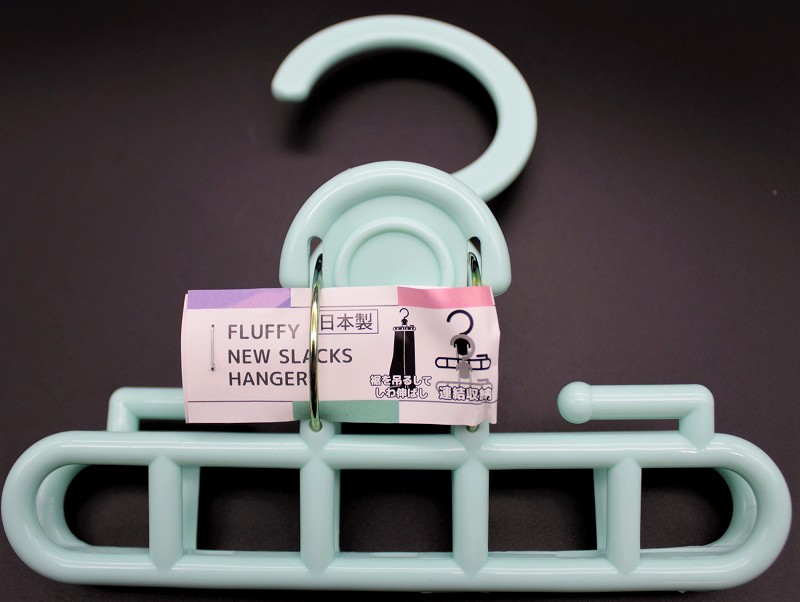 ﾌﾙｰﾌｨｰﾆｭｰｽﾗｯｸｽﾊﾝｶﾞｰ